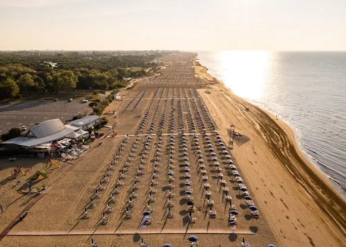 Peaceful Flat With Big Balcony - Beahost *